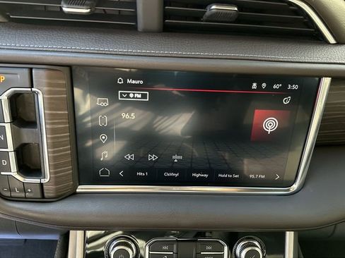 Certified 2022 GMC Yukon Denali image 23