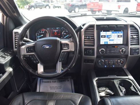 Used 2019 Ford F250 Platinum w/ Platinum Ultimate Package AWD/4WD image 17