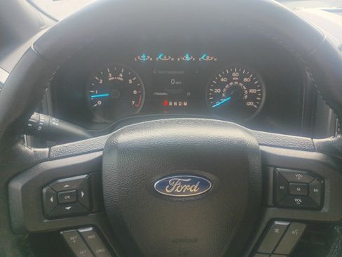 Used 2020 Ford F150 XLT w/ Equipment Group 302A Luxury AWD/4WD image 17