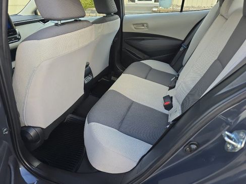 Used 2023 Toyota Corolla LE image 31