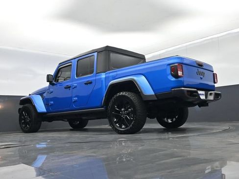 Used 2025 Jeep Gladiator Sport AWD/4WD image 47