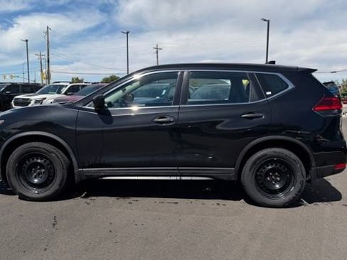 Used 2017 Nissan Rogue S AWD/4WD image 6