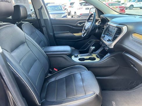Used 2019 GMC Acadia Denali w/ Technology Package AWD/4WD image 40