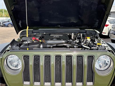 Used 2021 Jeep Wrangler Rubicon AWD/4WD image 29