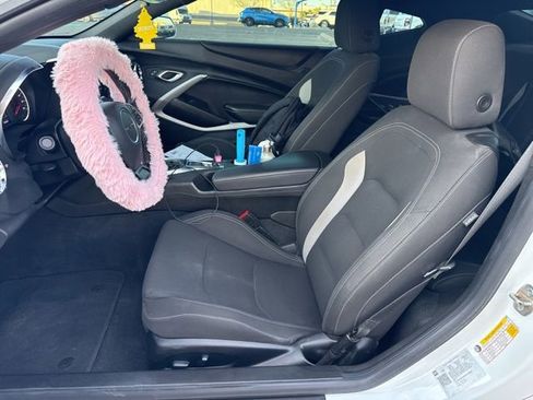 Used 2022 Chevrolet Camaro LT image 12