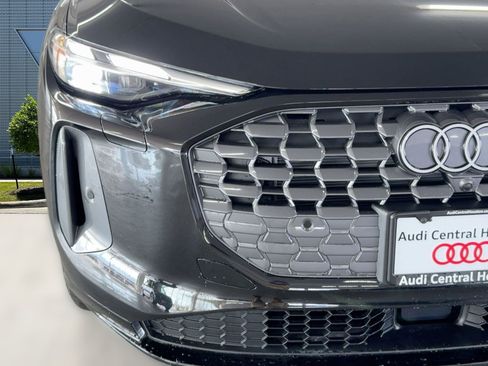 New 2025 Audi Q5 Premium image 10