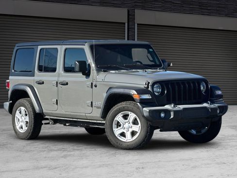 Used 2021 Jeep Wrangler Unlimited Sport image 2