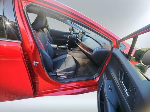 Used 2024 Toyota Prius Prime FWD image 20