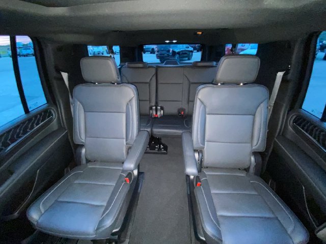 Used 2023 GMC Yukon XL Denali w/ Max Trailering Package AWD/4WD image 13