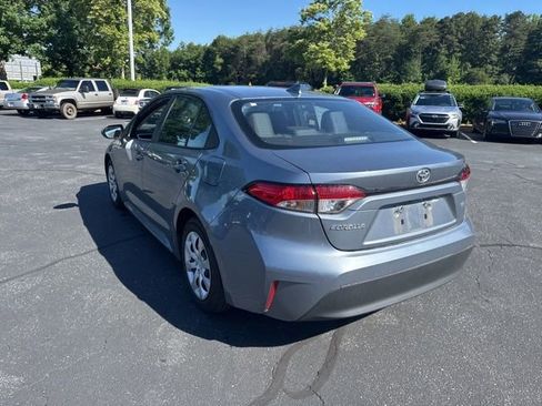 Used 2024 Toyota Corolla LE FWD image 7