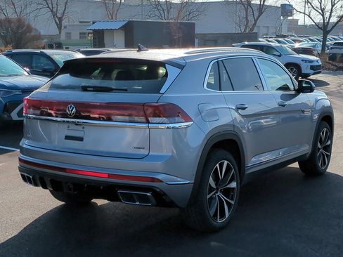 New 2026 Volkswagen Atlas Cross Sport SEL Premium R-Line AWD/4WD image 3