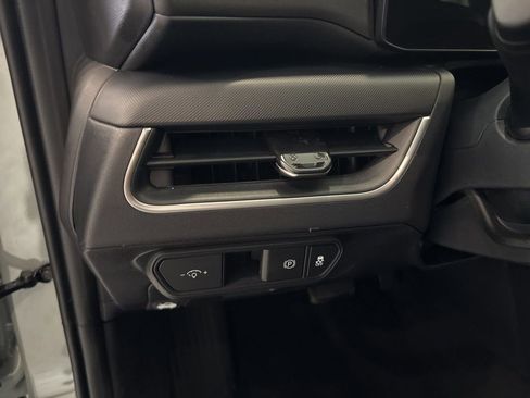 Used 2026 Kia K4 FWD image 10