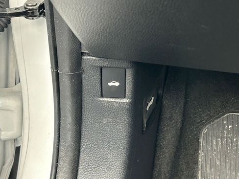 Used 2023 Honda Accord EX image 35