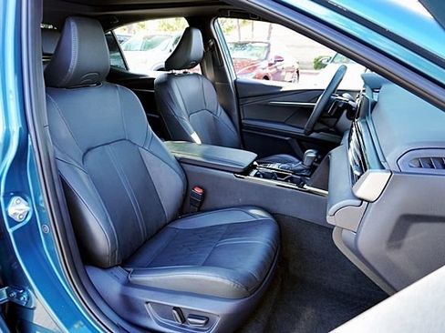 Used 2025 Toyota Camry XSE FWD image 12