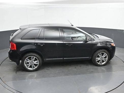 Used 2013 Ford Edge SEL FWD image 21