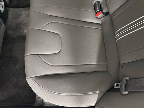 Used 2025 Hyundai Elantra Sport image 31