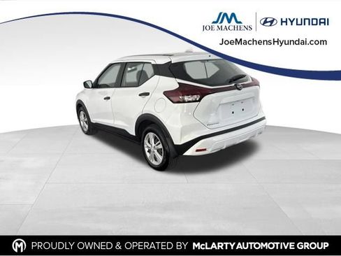 Used 2025 Nissan Kicks Play S FWD image 8