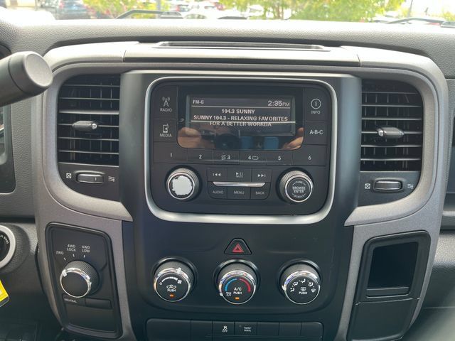 Used 2017 RAM 2500 Tradesman w/ Chrome Appearance Group AWD/4WD image 29