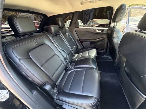 Used 2022 Ford Escape SEL w/ Technology Package image 27