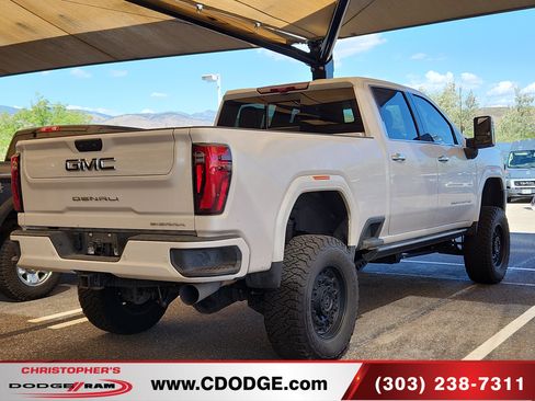 Used 2024 GMC Sierra 2500 Denali Ultimate w/ Max Trailering Package AWD/4WD image 6