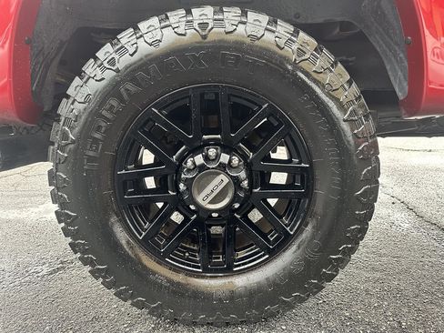 Used 2020 Ford F250 XLT w/ Tremor Off-Road Package AWD/4WD image 7