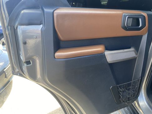 Used 2022 Ford Bronco Outer Banks AWD/4WD image 16
