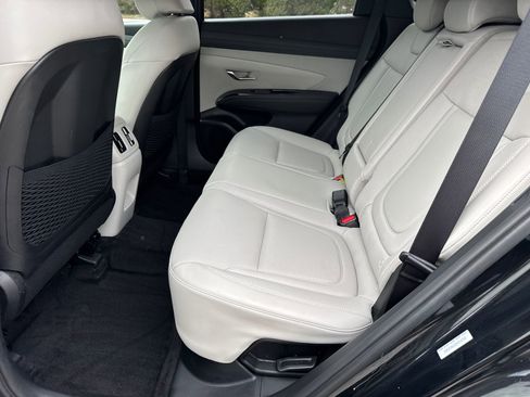 Used 2025 Hyundai Tucson Limited AWD/4WD image 21