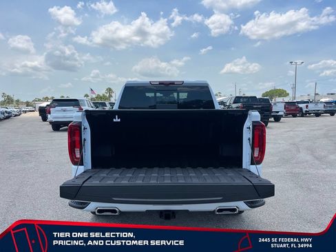 New 2026 GMC Sierra 1500 Denali w/ Technology Package AWD/4WD image 16