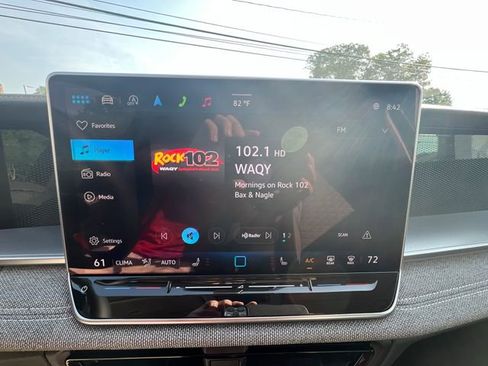 New 2025 Volkswagen Tiguan S image 16