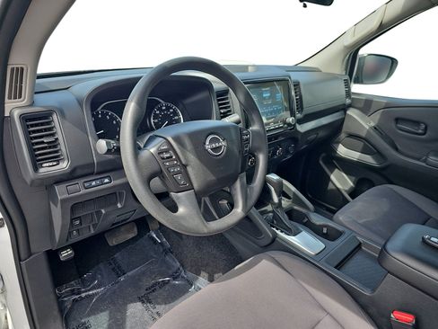 Used 2024 Nissan Frontier S RWD image 13