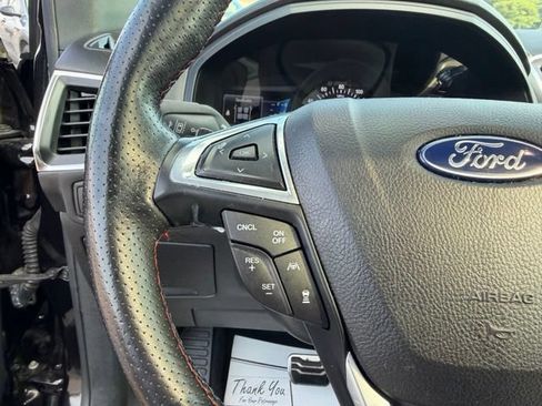 Used 2023 Ford Edge ST w/ Equipment Group 401A AWD/4WD image 28
