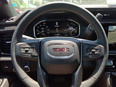 New 2026 GMC Sierra 2500 AT4 w/ AT4 Premium Plus Package AWD/4WD image 15