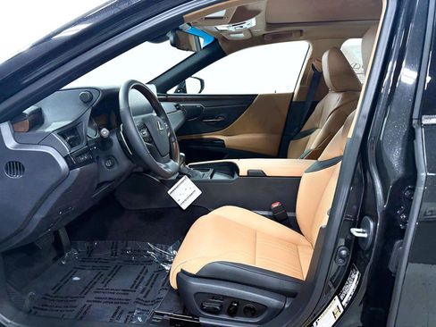New 2025 Lexus ES 350 Ultra Luxury image 4