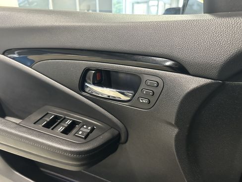 Used 2018 Honda Pilot Elite image 22