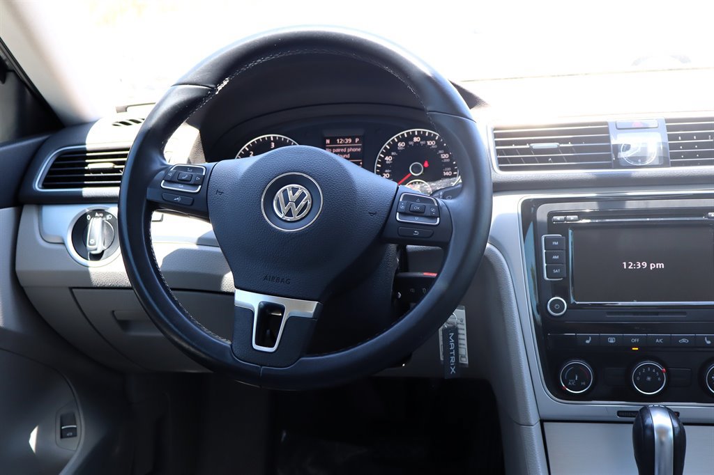 Used 2013 Volkswagen Passat TDI SE FWD image 14