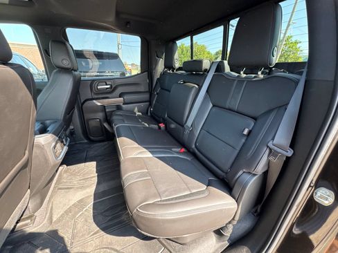 Used 2019 Chevrolet Silverado 1500 High Country w/ Technology Package AWD/4WD image 26