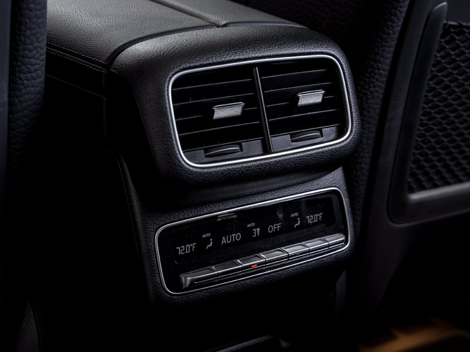Certified 2026 Mercedes-Benz GLS 450 4MATIC image 22