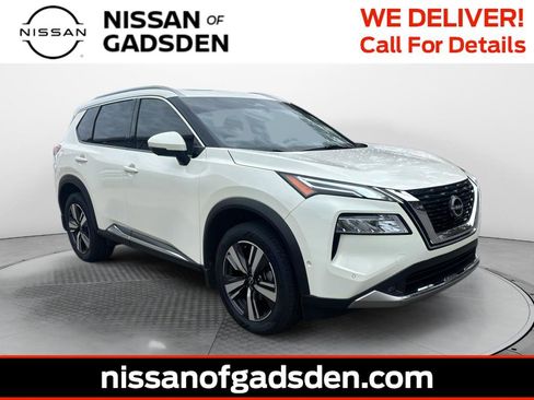 Used 2022 Nissan Rogue Platinum w/ Head-Up Display Package image 1