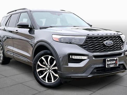 Used 2020 Ford Explorer ST w/ Premium Technology Package image 2