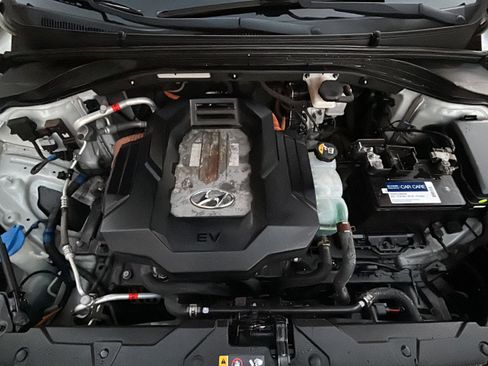 Used 2019 Hyundai Ioniq Hatchback 4D image 38