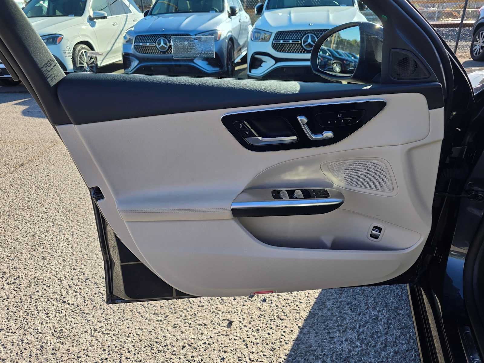 Used 2023 Mercedes-Benz C 300 4MATIC Sedan image 16