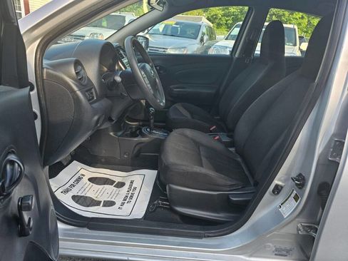 Used 2017 Nissan Versa S Plus image 19