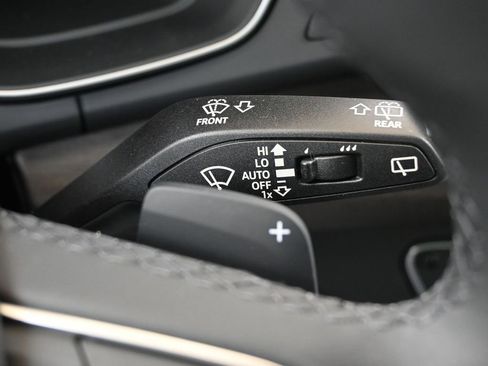 Certified 2025 Audi Q5 2.0T Premium Plus w/ Premium Plus Package image 31