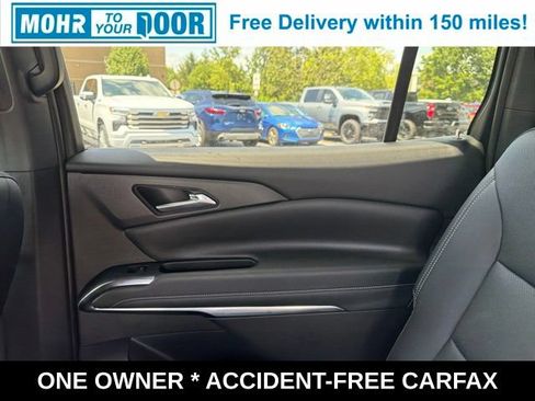 Used 2025 Chevrolet Traverse LT w/ Midnight/Sport Edition FWD image 44
