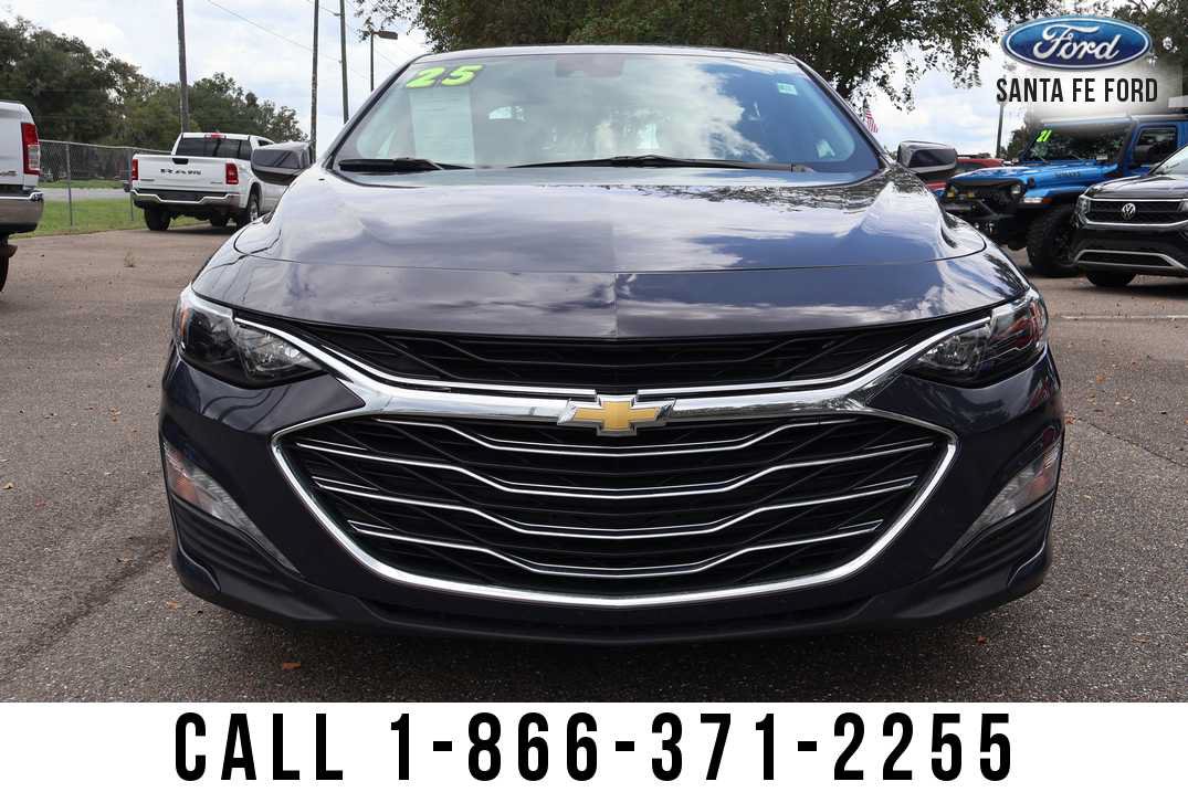 Used 2025 Chevrolet Malibu LT FWD image 6