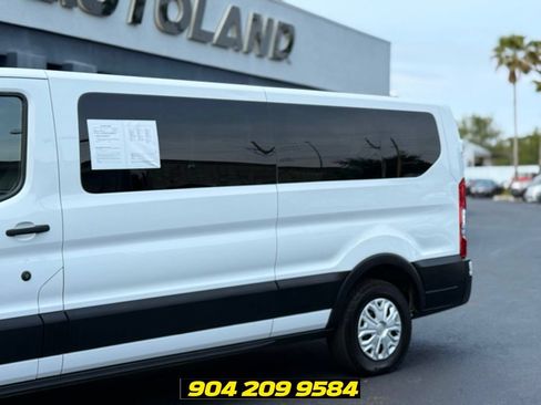Used 2023 Ford Transit 350 XLT RWD image 4