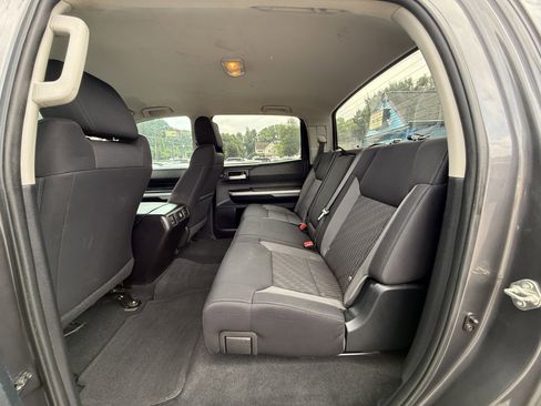 Used 2016 Toyota Tundra SR5 w/ SR5 Upgrade Package image 14