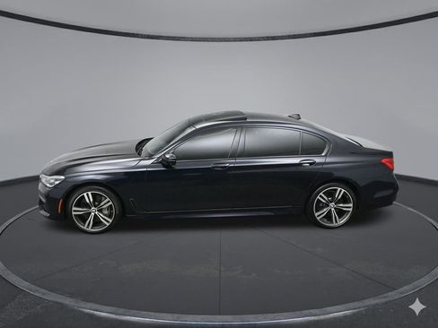 Used 2019 BMW 750i image 53