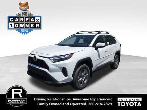 Used 2024 Toyota RAV4 XLE AWD/4WD image 1