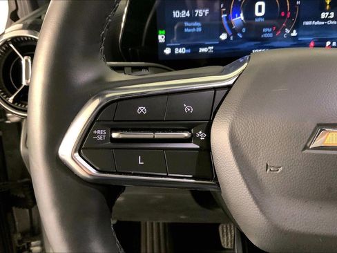 Used 2025 Chevrolet Equinox LT image 18